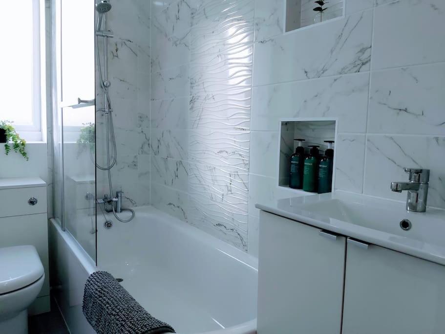 Cosy 1 Bed Flat That Sleeps 4 Warwick  Extérieur photo
